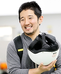 朝倉 佳弘