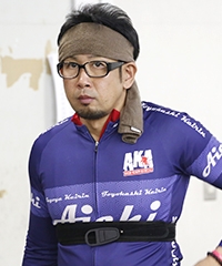 舘 泰守
