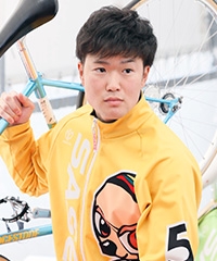 谷 和也
