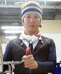 岡崎 景介