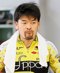 山中 貴雄