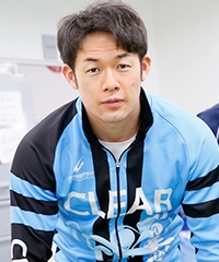 山田 英明