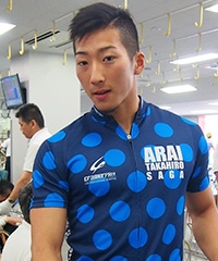 平尾 一晃