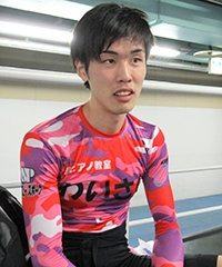 森川 康輔