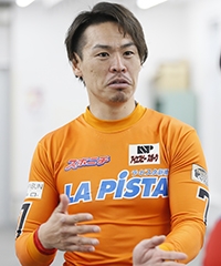 浅井 康太