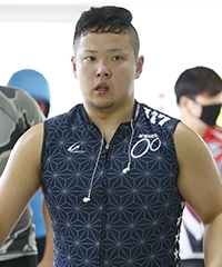 青柳 靖起