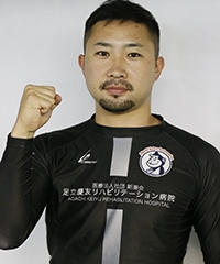 山岸 佳太