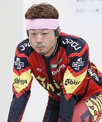白上 翔