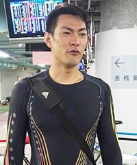 山本 奨