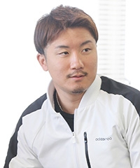 金子 幸央