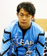 山田 英明